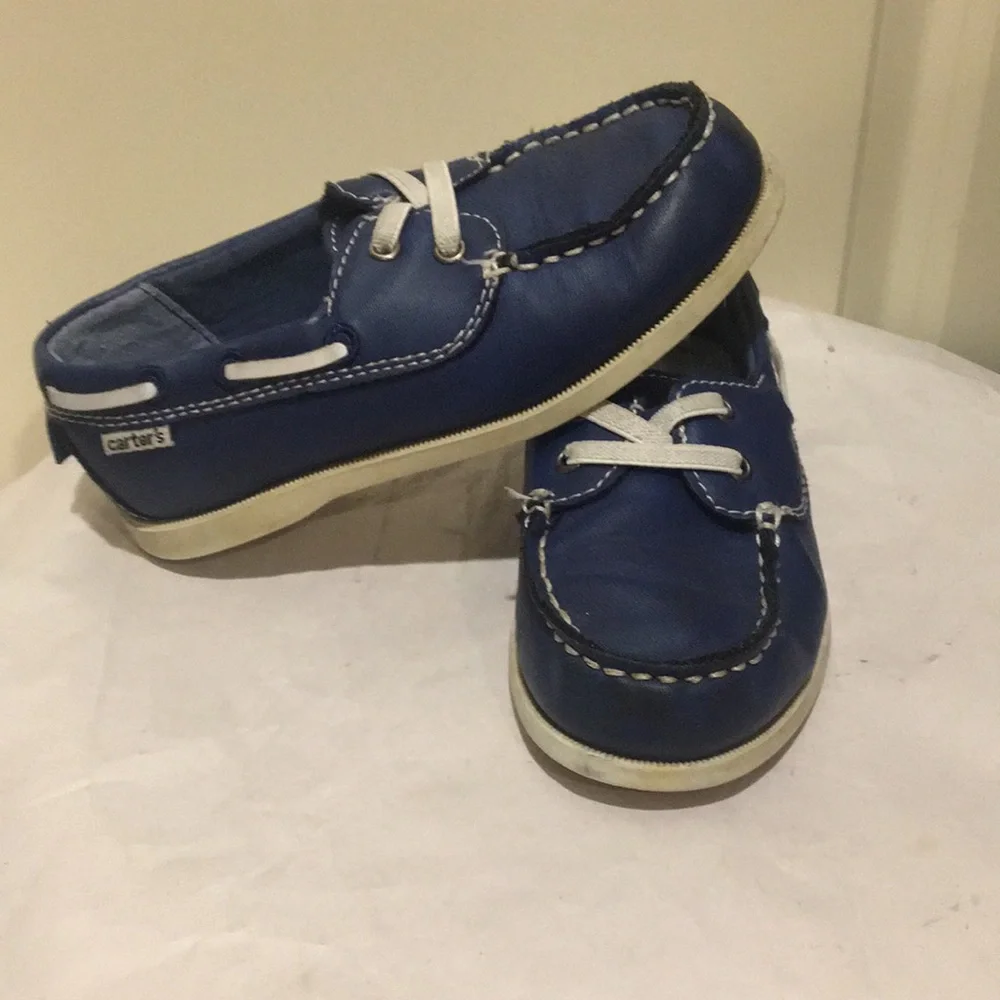 Carter’s kids toddlers loafers boat slip on preppy shoes size 10 toddler